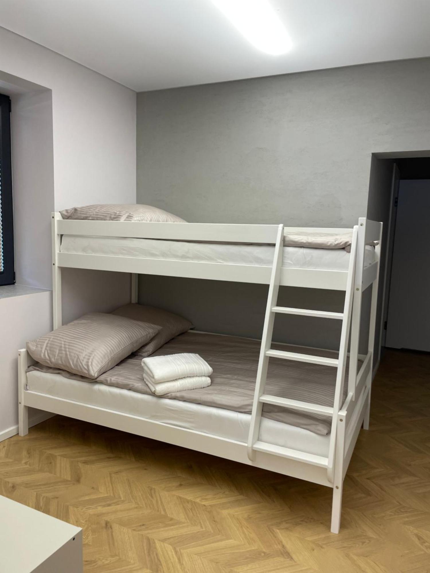 91 Apartment