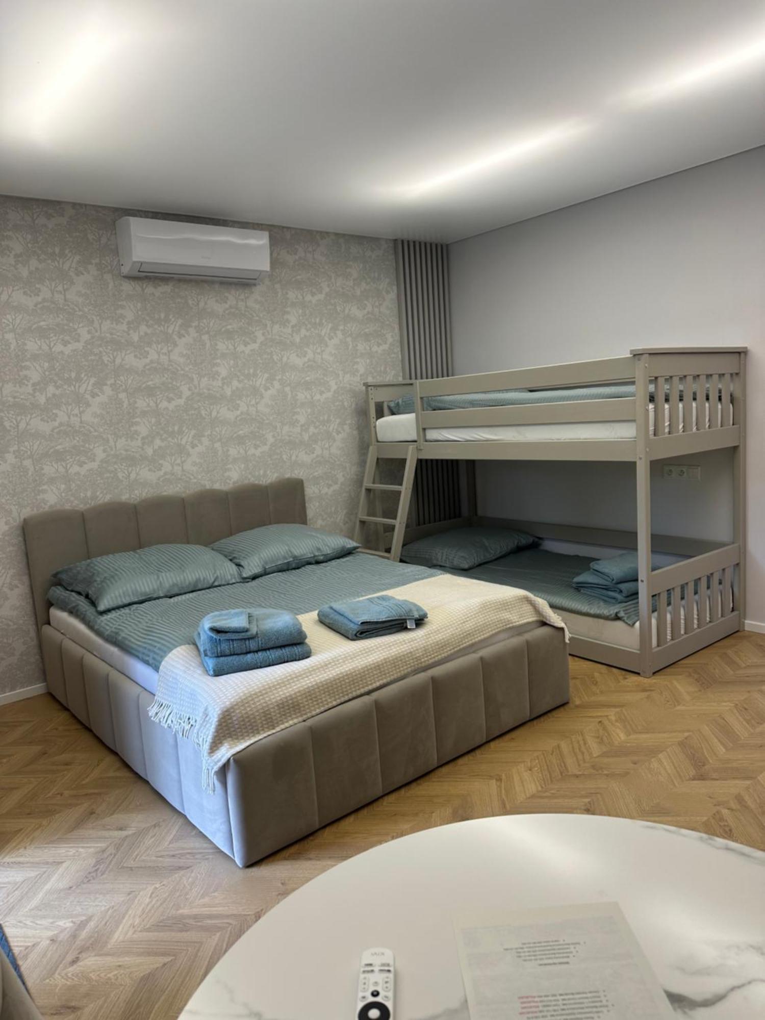 91 Apartment *